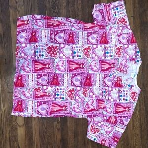 EUC Peaches Uniforms have heart Scrub top